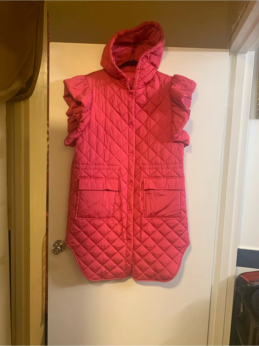 Girls' Quilted Hooded Vest with Ruffle Sleeves - Pink